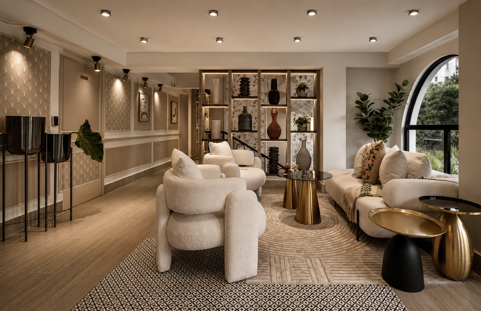 Showroom de Maison Le Tapize con sofás y exhibidores de telas